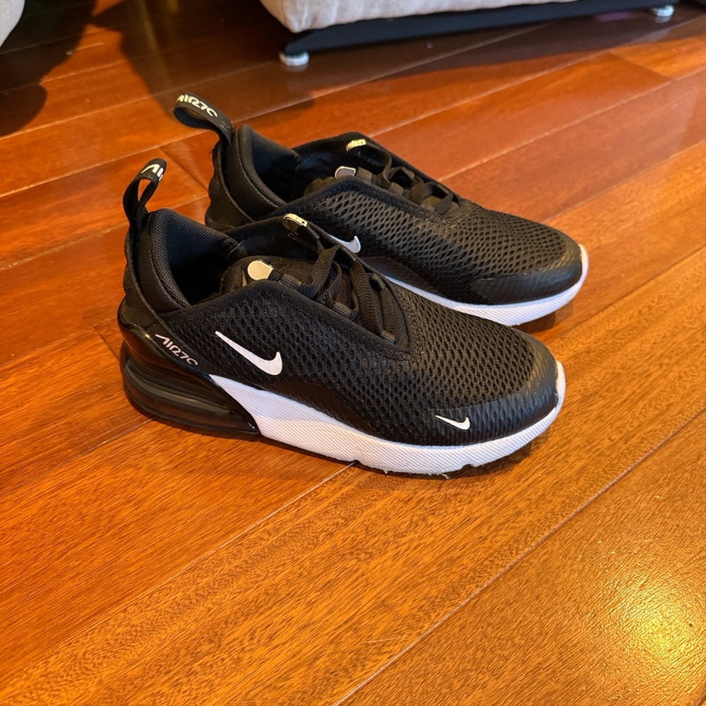 Nike Kids Black and White 270 Sneakers